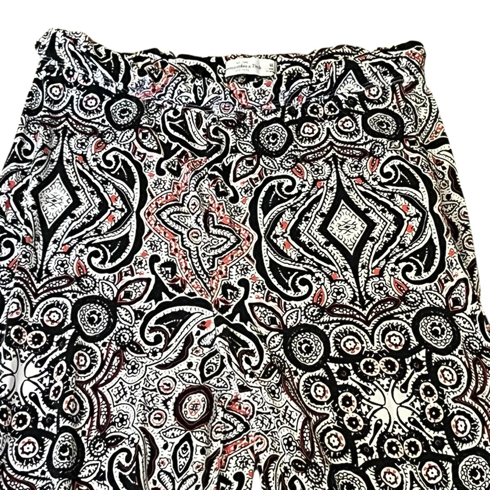 Abercrombie & Fitch Boho Medallion PrintWide Leg Pants Size Medium - Picture 6 of 8